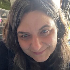 Meet your Posher, Jeanette